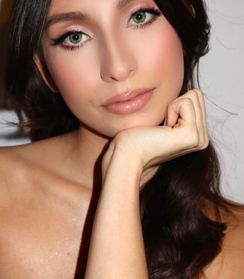 Face Up Skincare Spray Makeup - Medium Nude